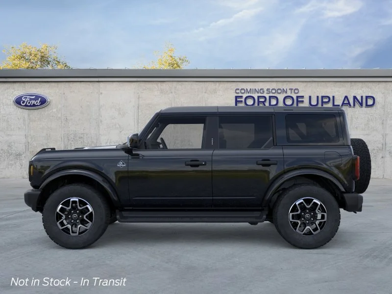 New 2026 Shadow Black Ford Outer Banks® image 3