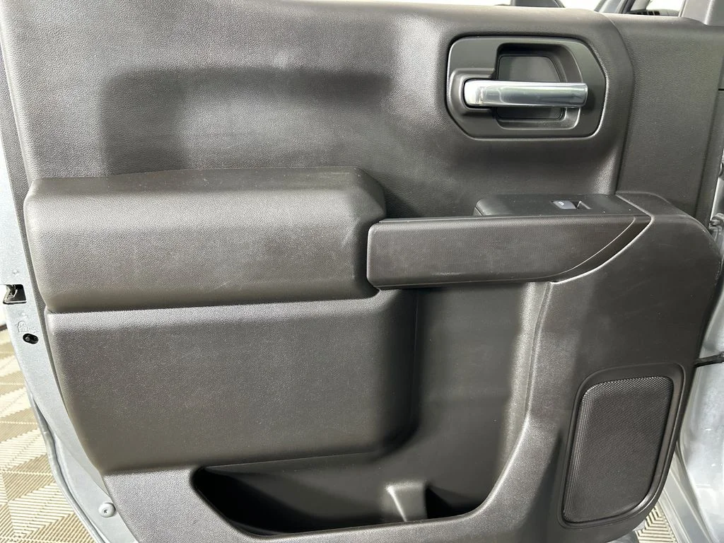 Used 2025 Gray Chevrolet Custom image 19