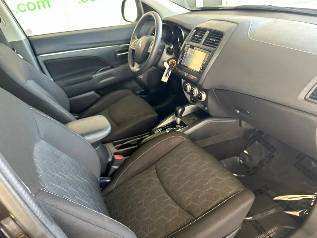 Used 2021 Black Mitsubishi 2.0 ES image 21