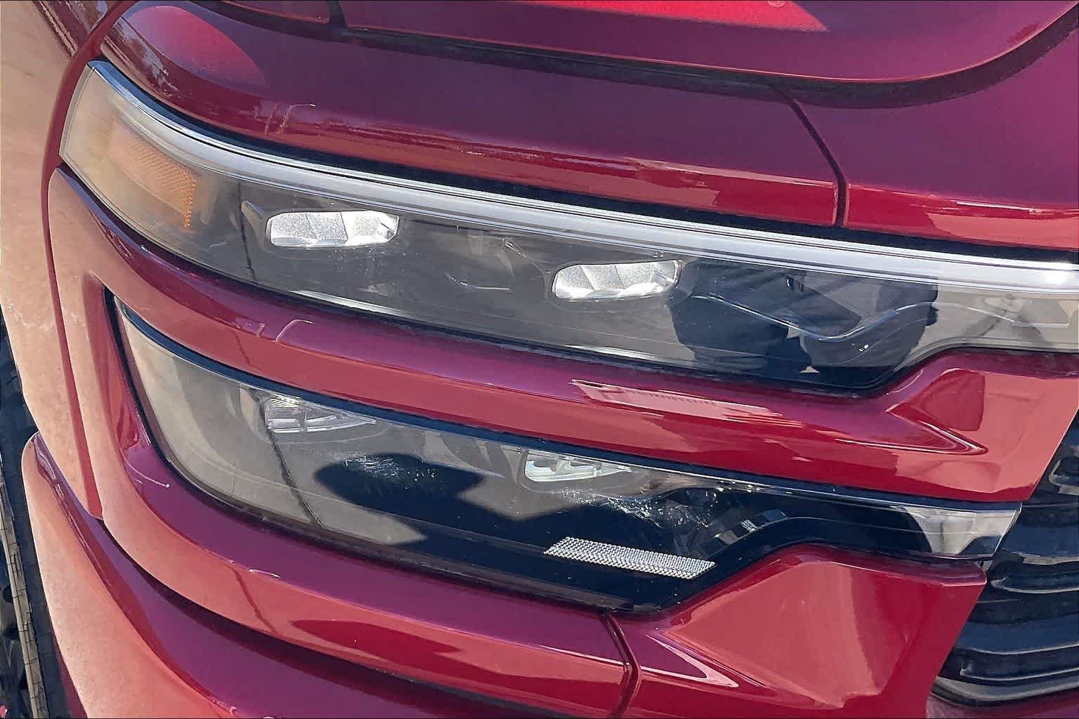 New 2026 Molten Red Pearl-Coat Exterior Paint RAM Laramie image 13