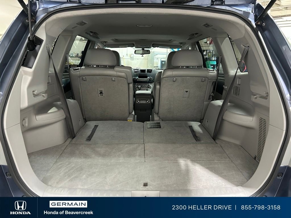 Used 2012 Shoreline Mist Toyota SE image 31