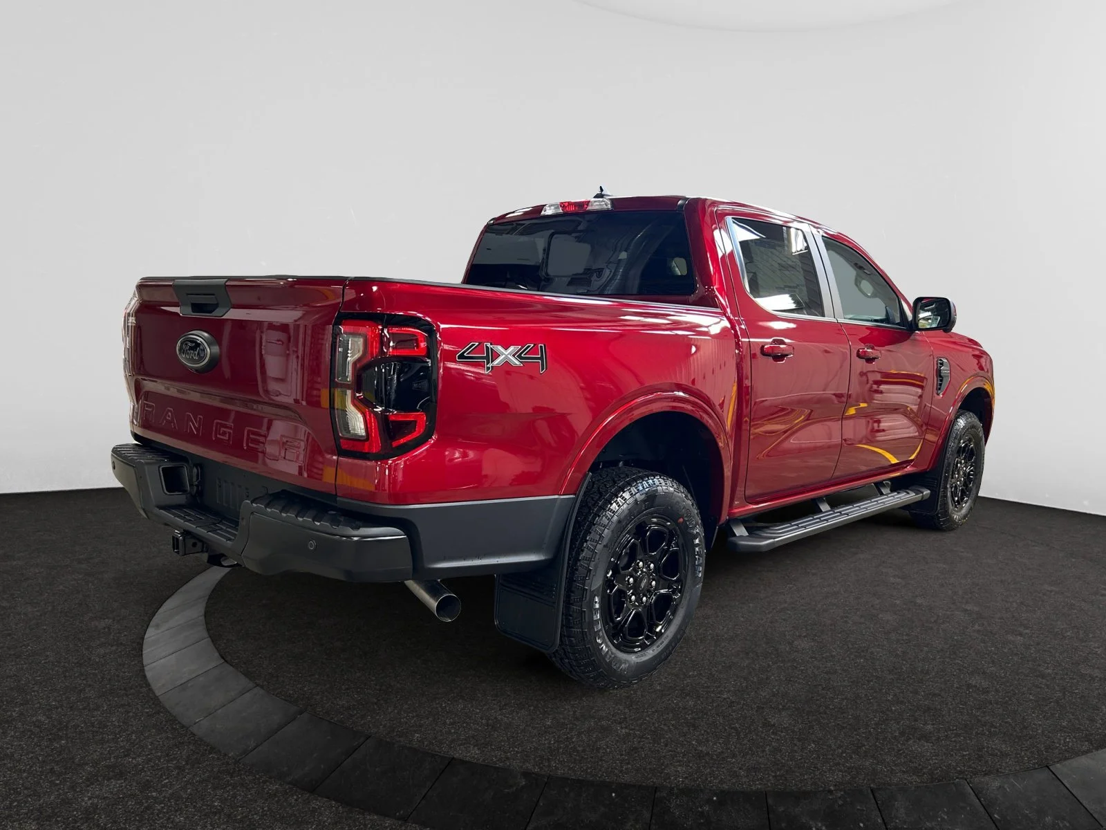 New 2026 Ruby Red Metallic Tinted Clearcoat Ford Lariat image 5