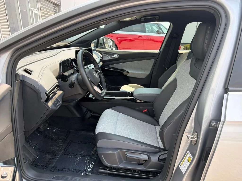 Certified Used 2023 Silver Volkswagen Pro image 11