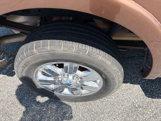 Used 2011 Bronze Metallic Ford Lariat image 9