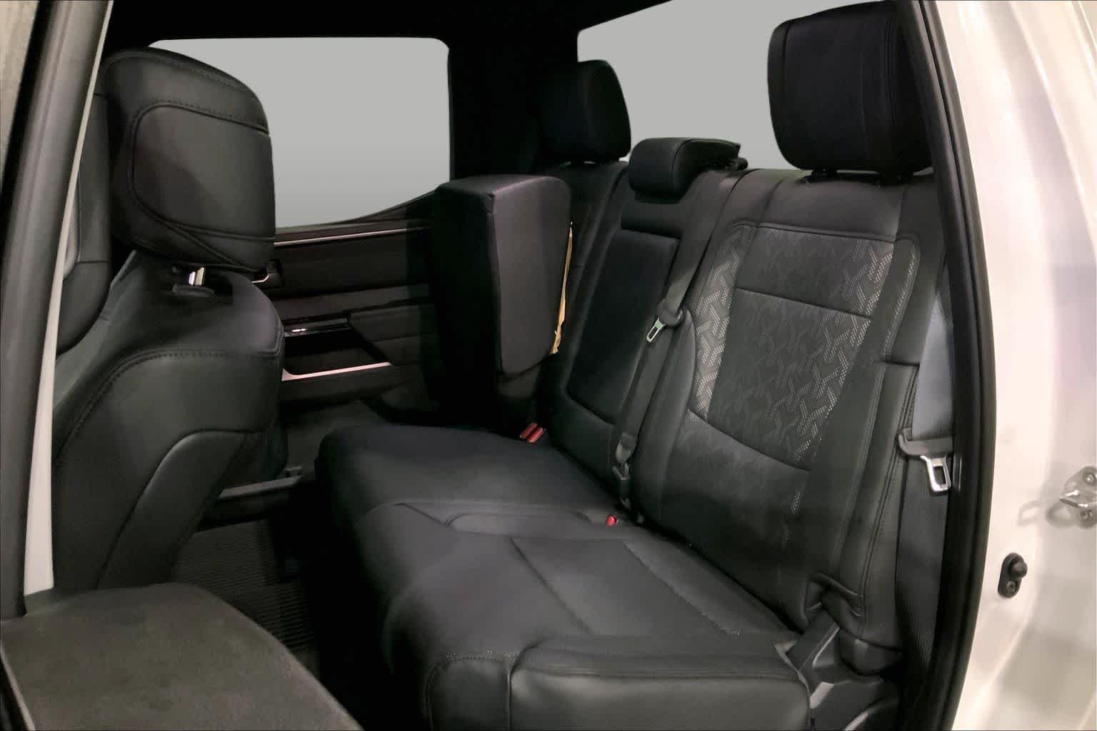 Used 2025 Wind Chill Pearl Toyota Limited image 19