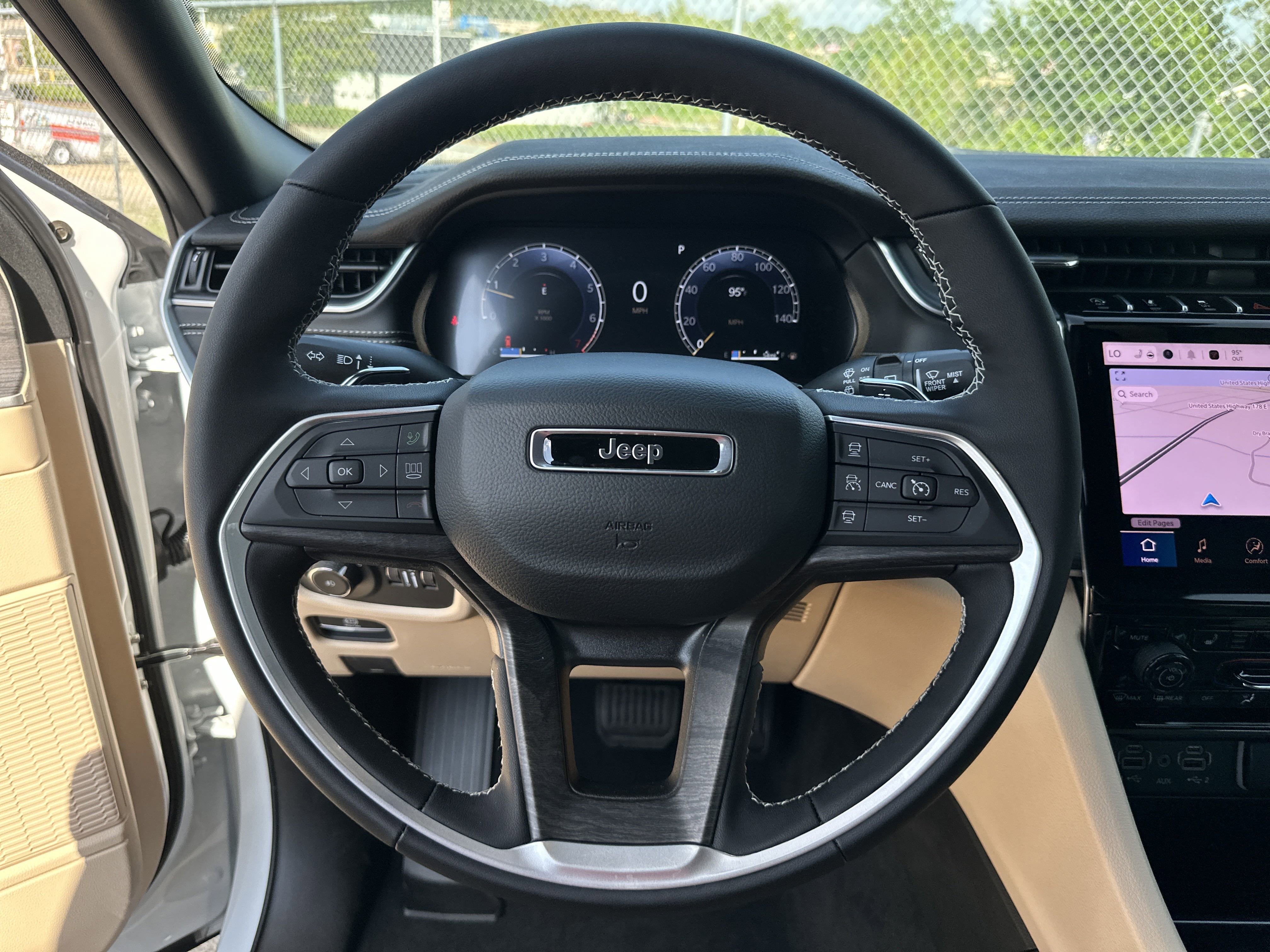2025 Jeep Grand Cherokee L Limited - Photo 35