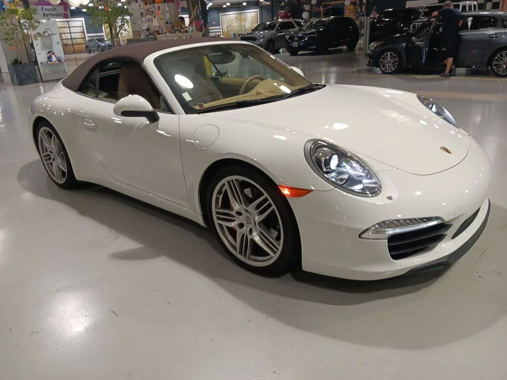 Used 2014 White Porsche  image 1