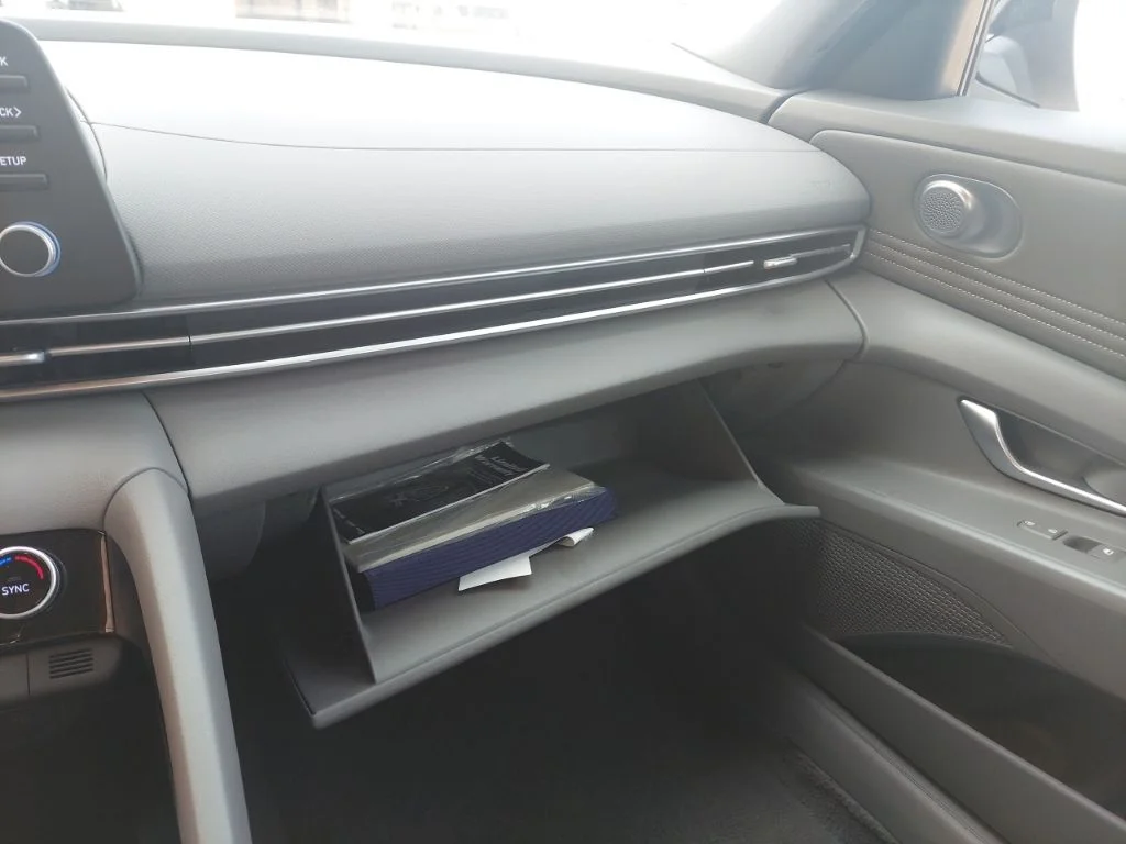 Certified Used 2026 White Hyundai SEL Sport image 28