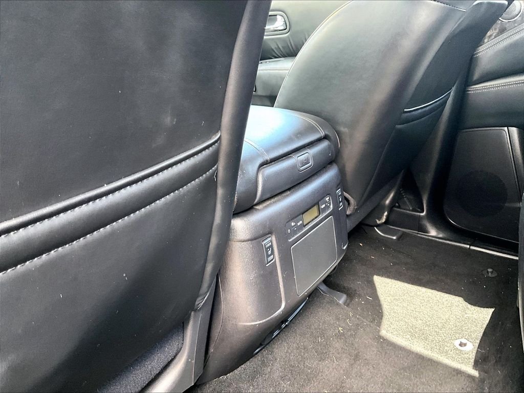 Used 2024 Red Nissan Platinum image 24