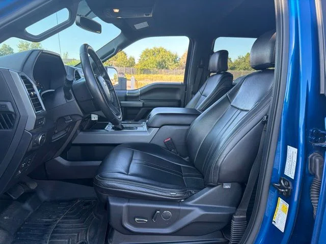 Used 2018 Lightning Blue Ford XLT image 11