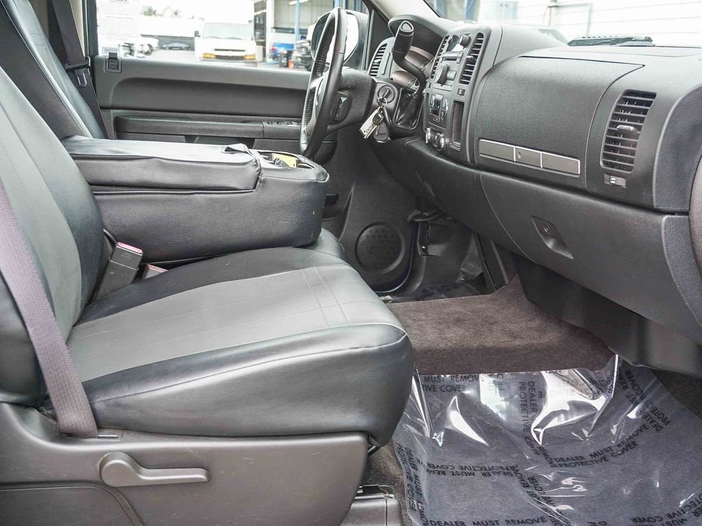 Used 2013 Blue Chevrolet LT image 12
