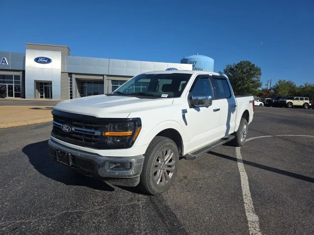 Used 2025 White Ford XLT image 7