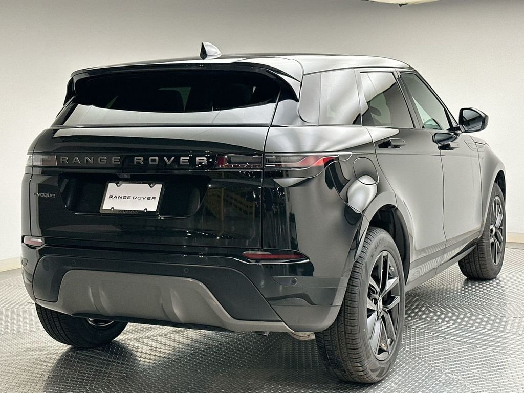 New 2026 Santorini Black Land Rover S image 3