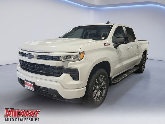New 2026 Summit White Chevrolet RST image 1