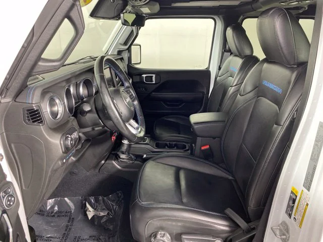 Used 2022 White Jeep Unlimited Rubicon 4xe image 19