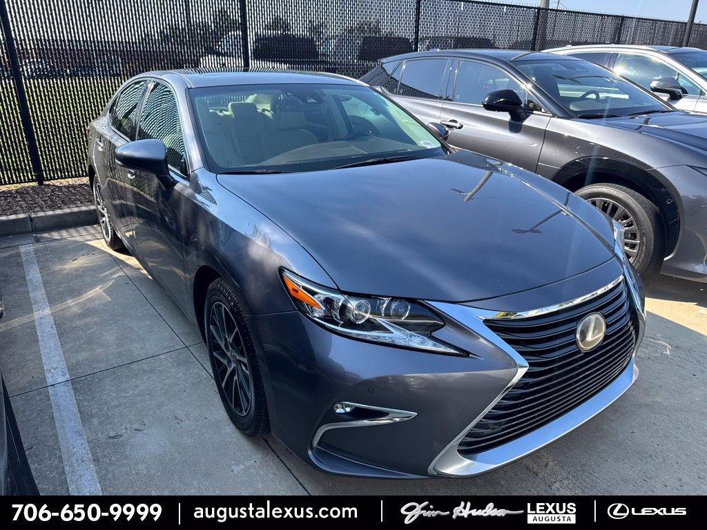 2017 Lexus ES