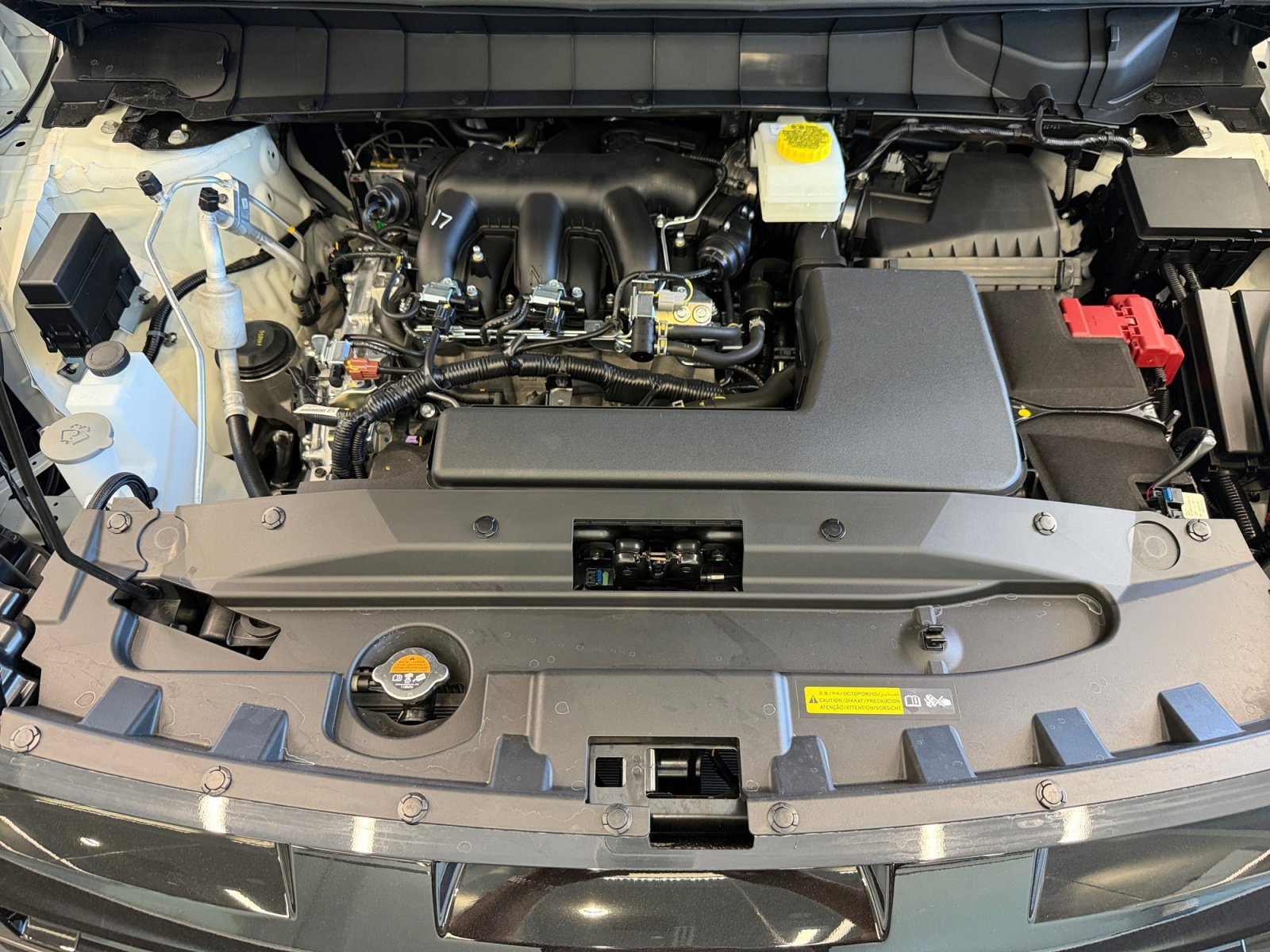 New 2026 Everest White Pearl Tricoat Nissan SV image 14