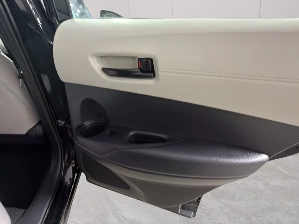 2023 Toyota Corolla Cross L - Photo 31