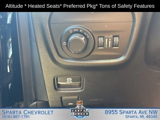 2022 Jeep Grand Cherokee Altitude - Photo 10