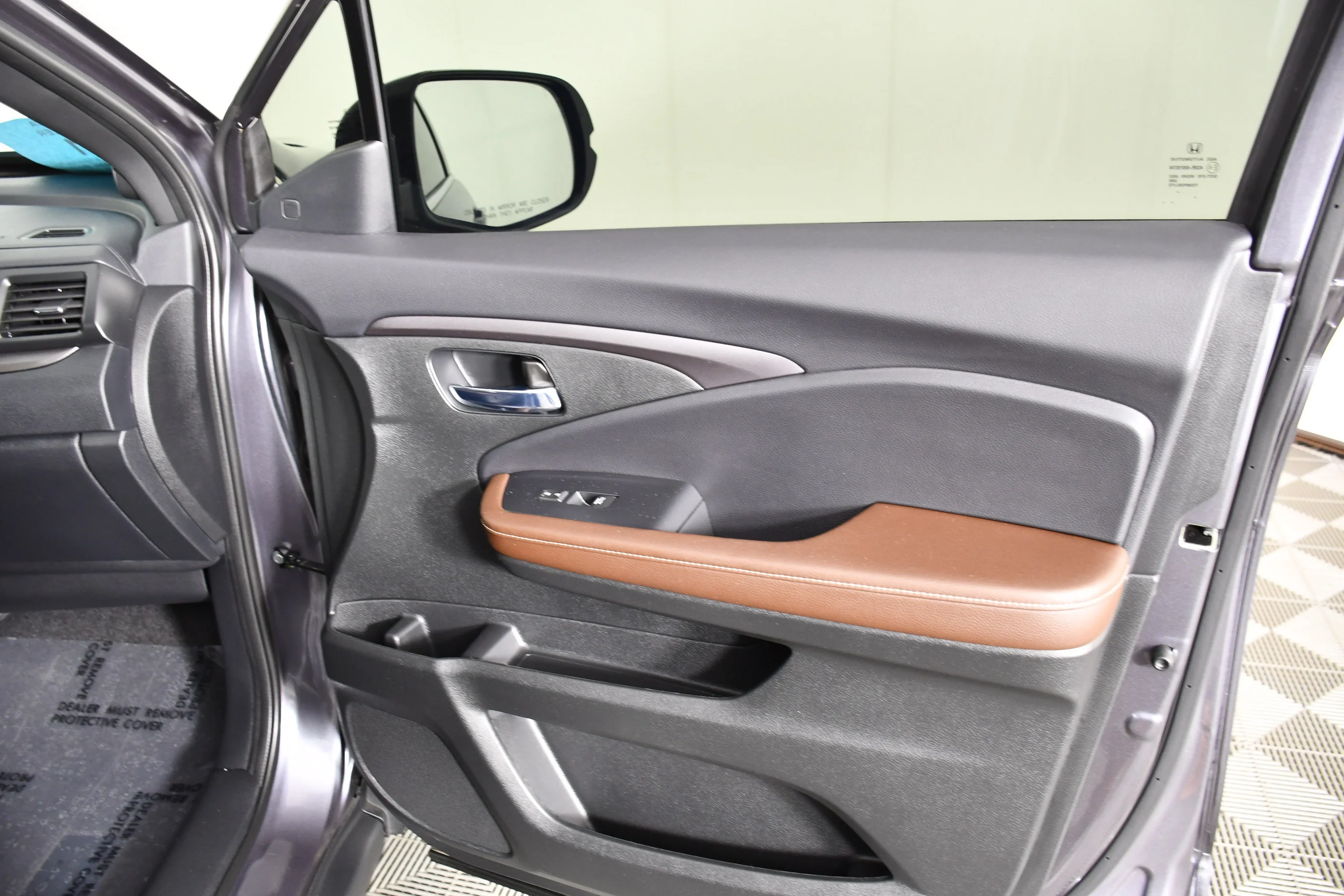 Certified Used 2024 Modern Steel Metallic Honda RTL image 43