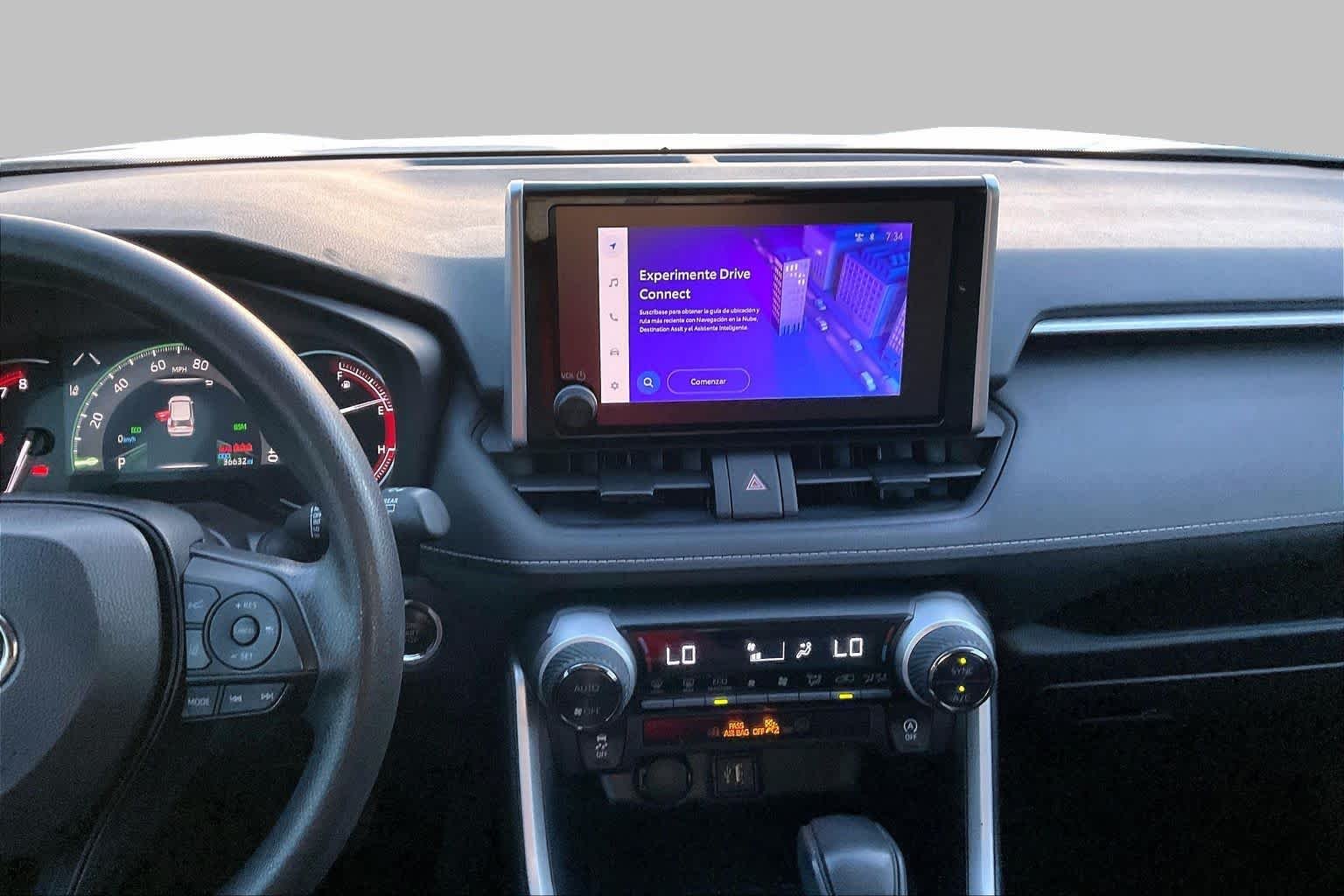 Used 2025 Ice Cap Toyota XLE image 7