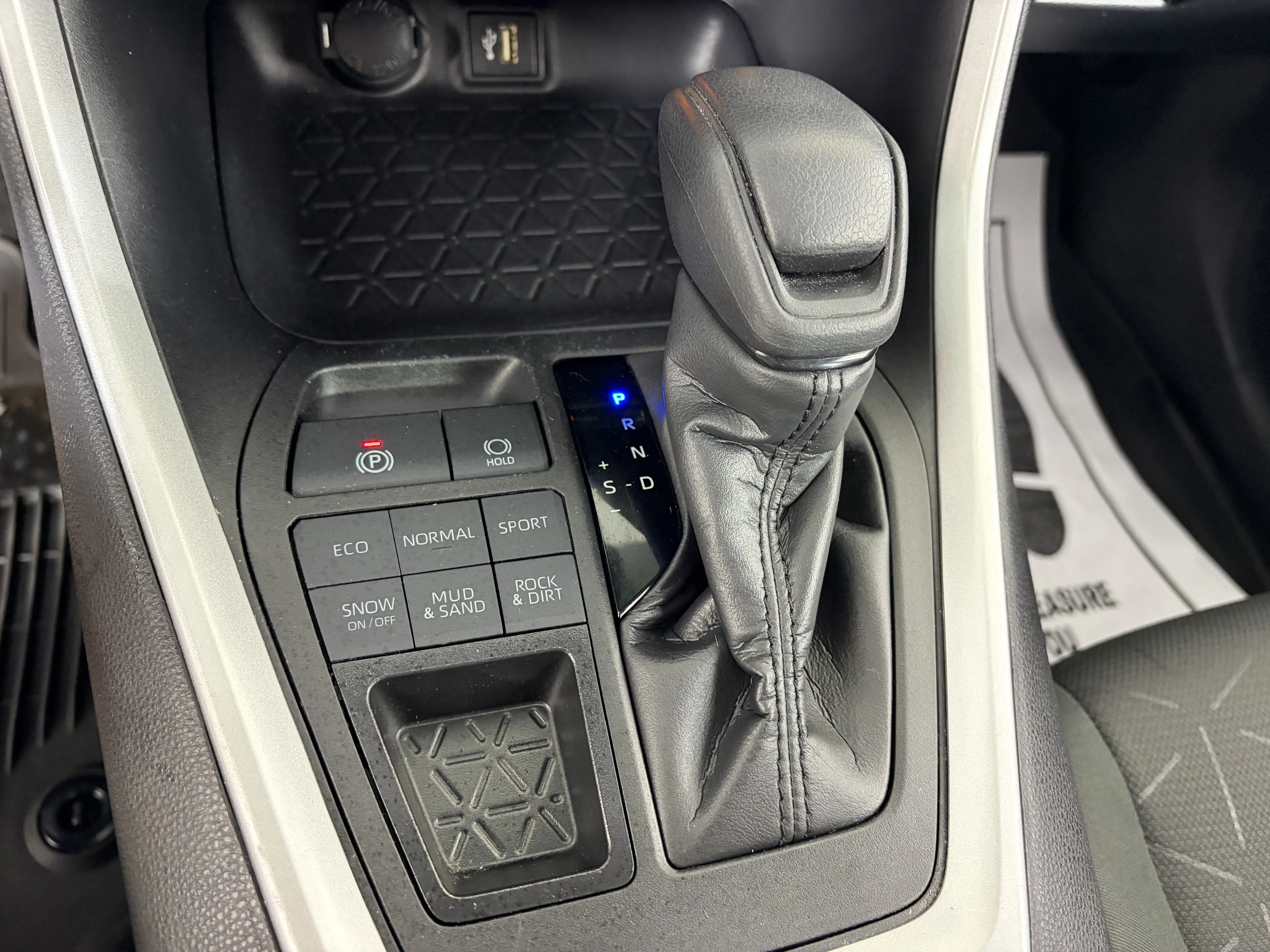 Used 2024 Gray Toyota XLE image 25