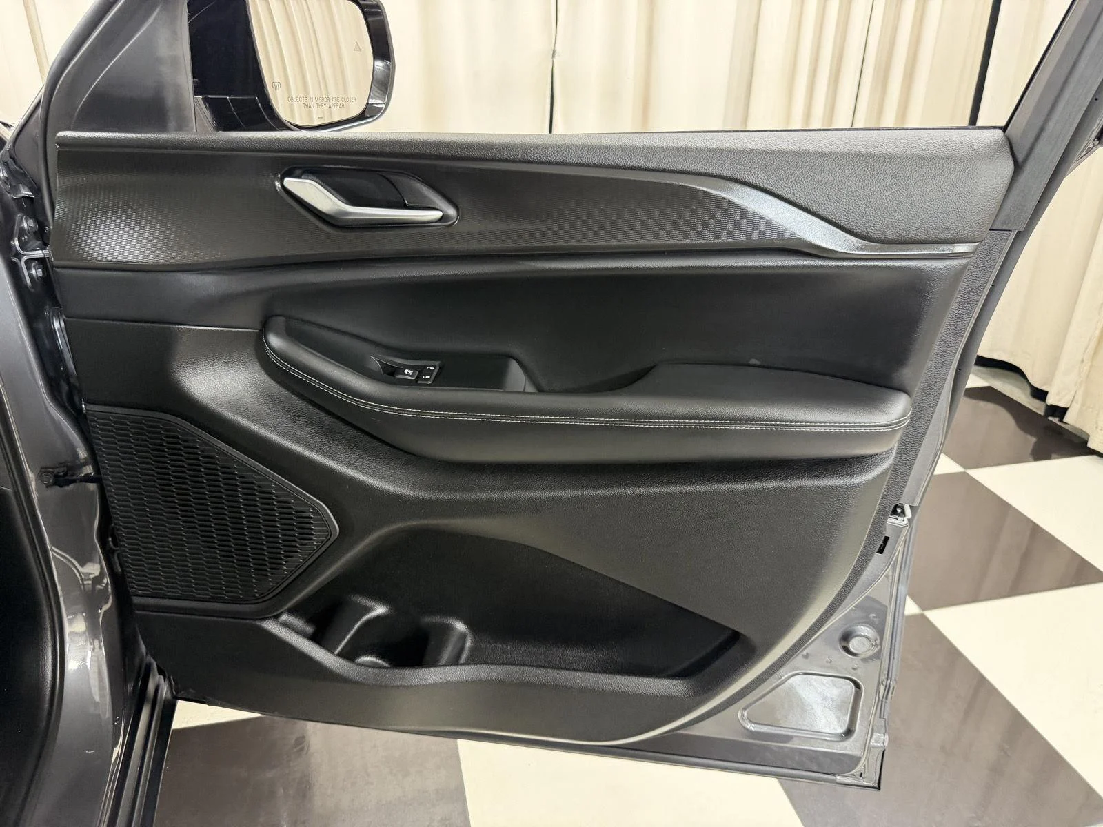 Used 2023 Baltic Gray Metallic Clearcoat Jeep Altitude image 45