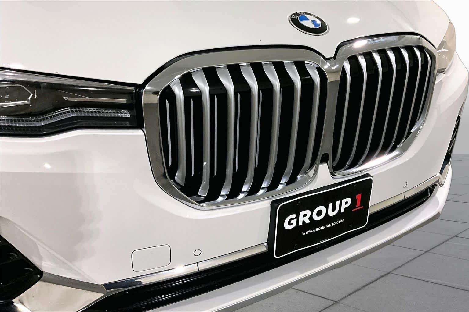 Used 2021 Alpine White BMW xDrive40i image 31