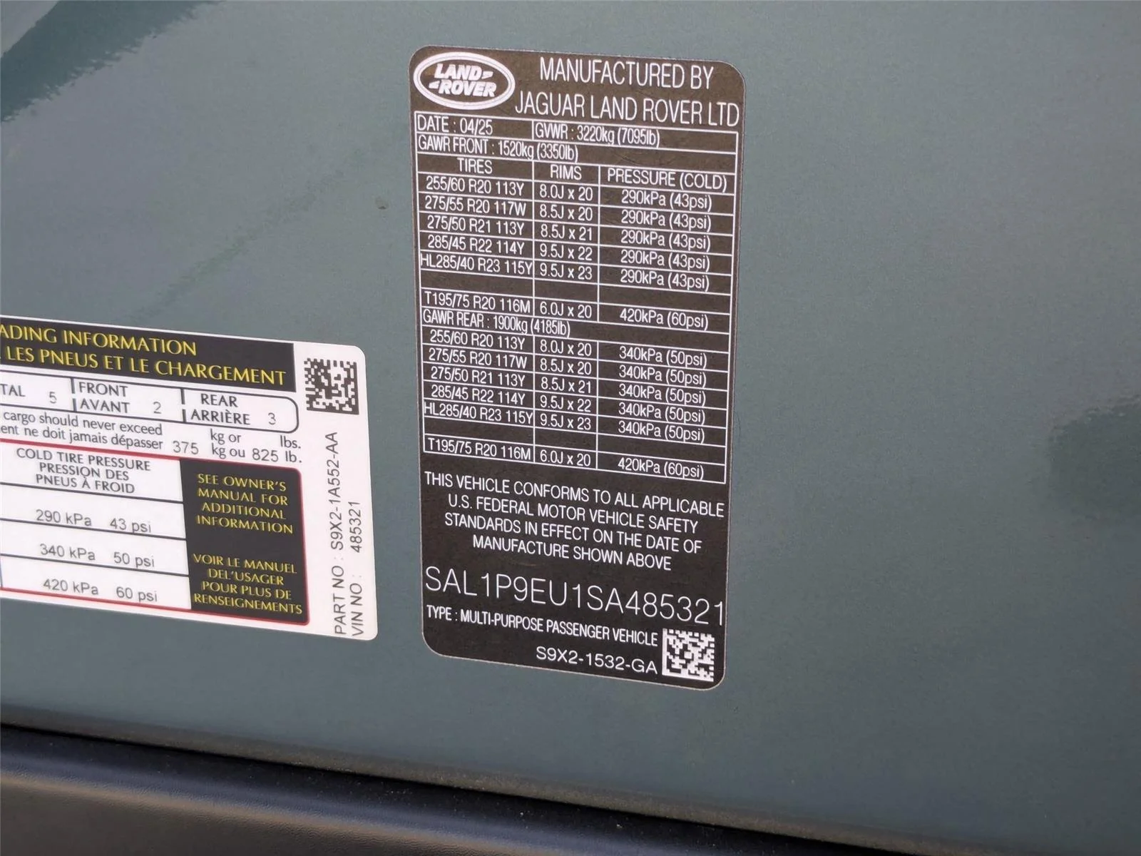 Used 2025 Giola Green Metallic Land Rover SE image 53