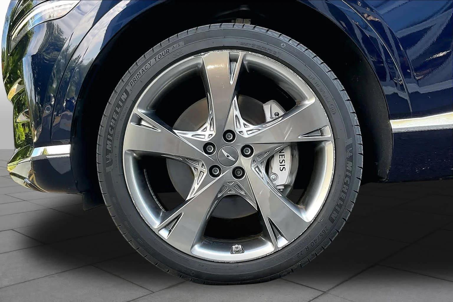 Used 2024 Capri Blue Genesis  image 10