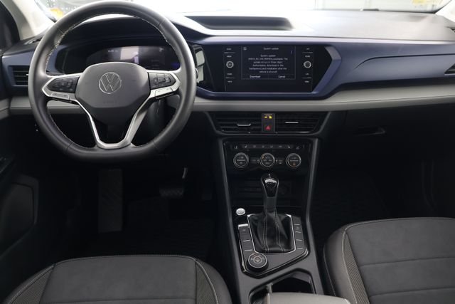 Used 2024 Gray Volkswagen 1.5T SE image 2