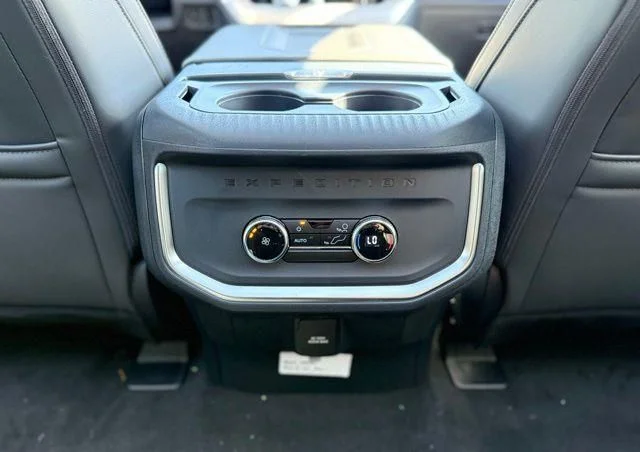New 2026 Agate Black Metallic Ford Active image 31