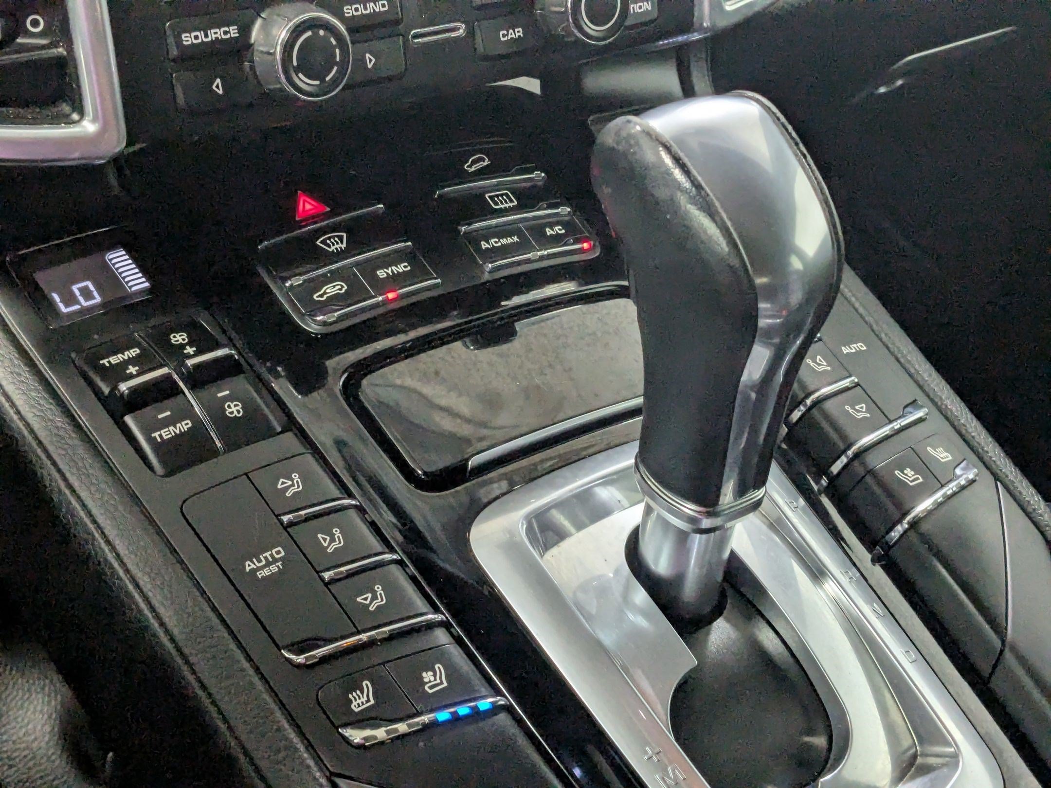 Used 2016 Meteor Gray Metallic Porsche Base image 19