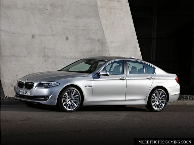 2011 BMW 5 Series 535i xDrive Sedan's photo
