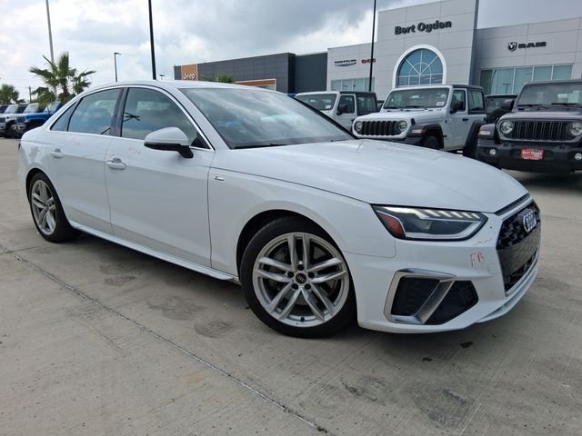2024 Audi A4 45 S line Premium Plus