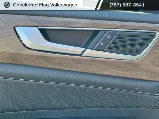 New 2026 Green Volkswagen 2.0T SE w/Technology image 15