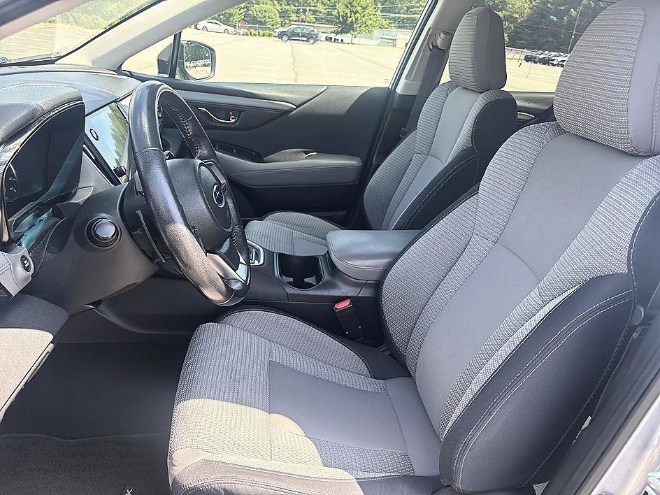 Used 2022 Ice Silver Metallic Subaru Premium image 13