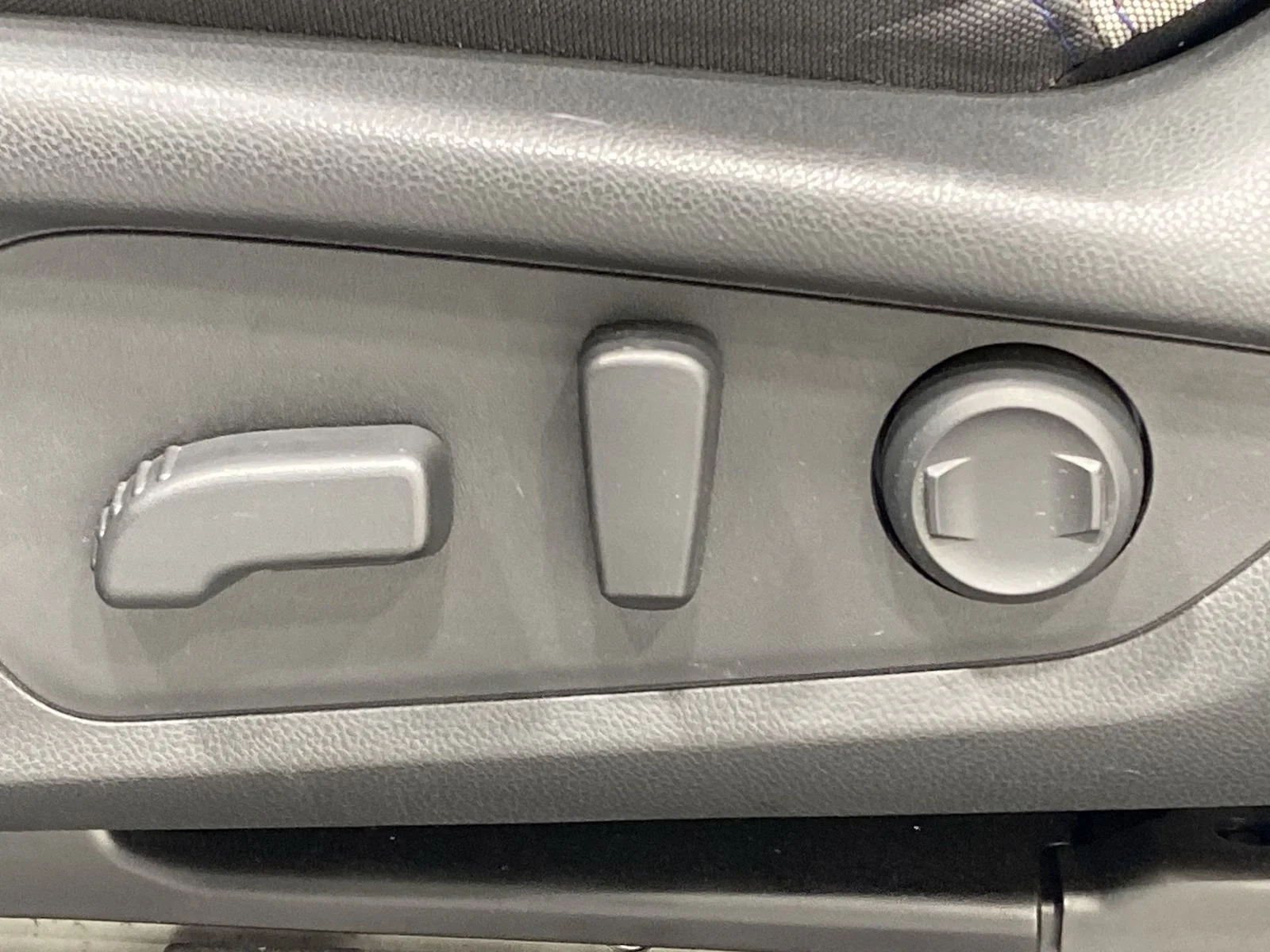 2025 Subaru Forester Premium - Photo 12