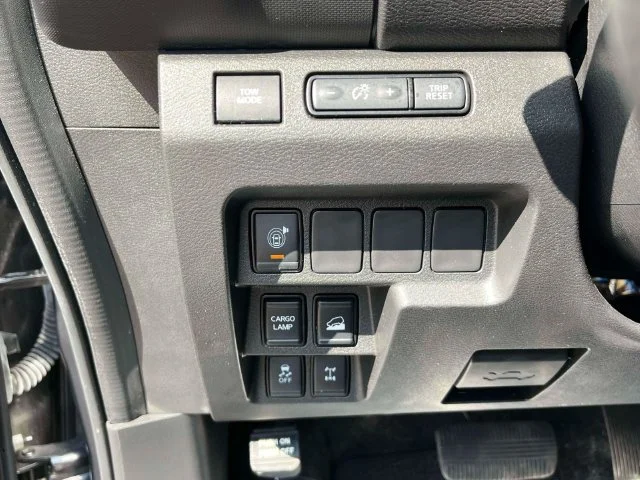 Used 2024 Gray Nissan PRO-4X image 30