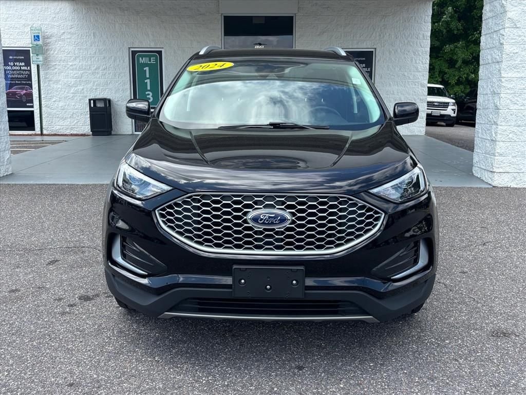 Used 2024 Black Metallic Ford SEL image 21