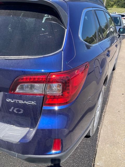 Used 2016 Blue Subaru 2.5i Premium image 6
