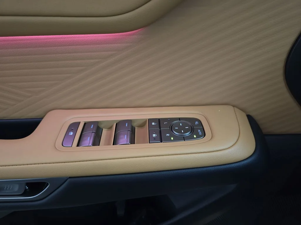 New 2026 Caviar Lexus PREMIUM AWD image 25