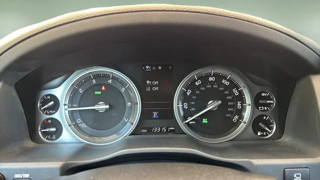 Used 2017 Black Toyota Base image 15
