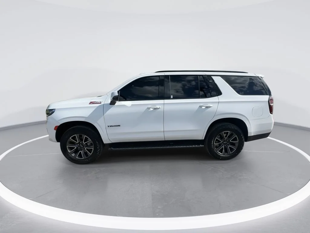Used 2023 White Chevrolet Z71 image 5