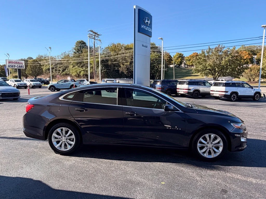 Used 2025 Night Shade Metallic Chevrolet 1LT image 4
