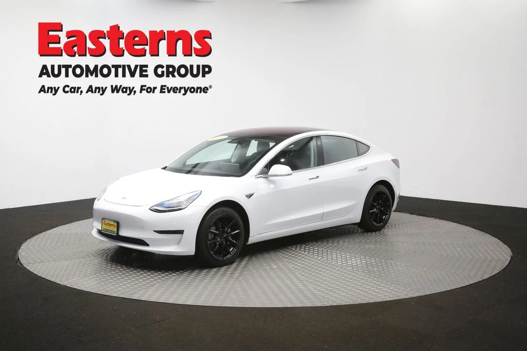 Used 2018 White Tesla Long Range image 50