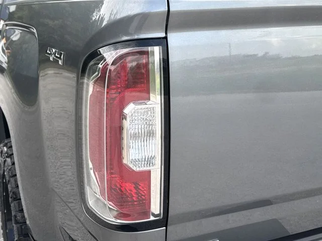 Used 2022 Gray GMC Elevation image 7