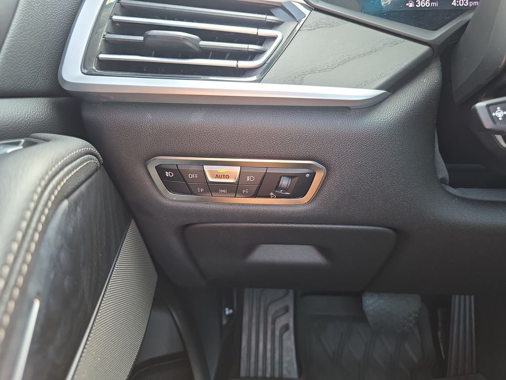 2020 BMW X7 40i - Photo 21