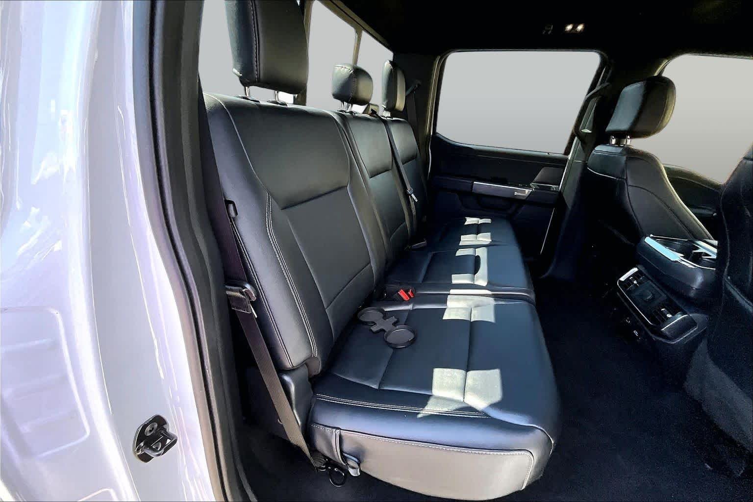 Used 2023 Oxford White Ford XLT image 20