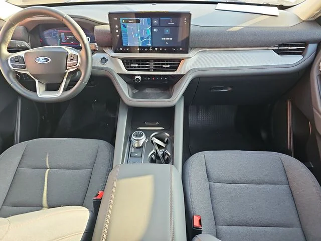 Used 2025 Black Ford Active image 21